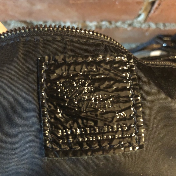 Burberry Tote - Picture 4 of 7